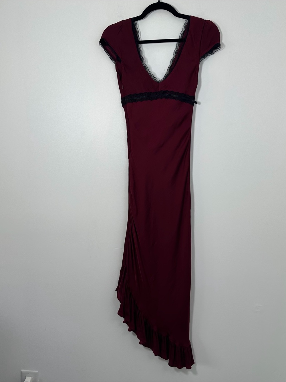 Kimchi Blue Urban Outfitters Burgundy Lace Trim Asymmetrical Maxi Dress XS NWT